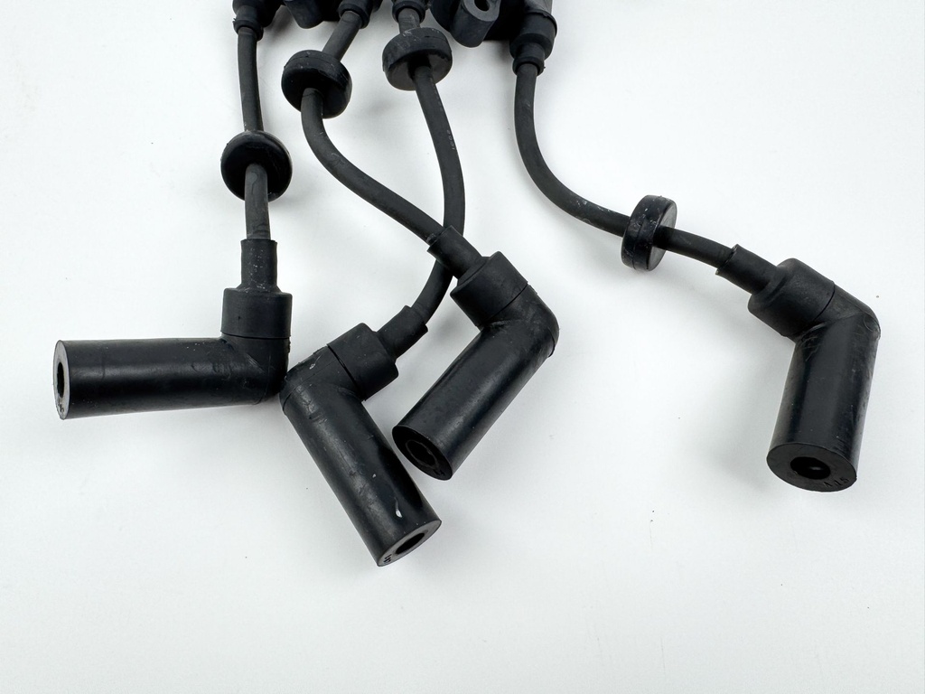 2002 Yamaha 50 HP 4 Stroke Outboard Ignition Coil Set 62Y-85570-00-00 OEM