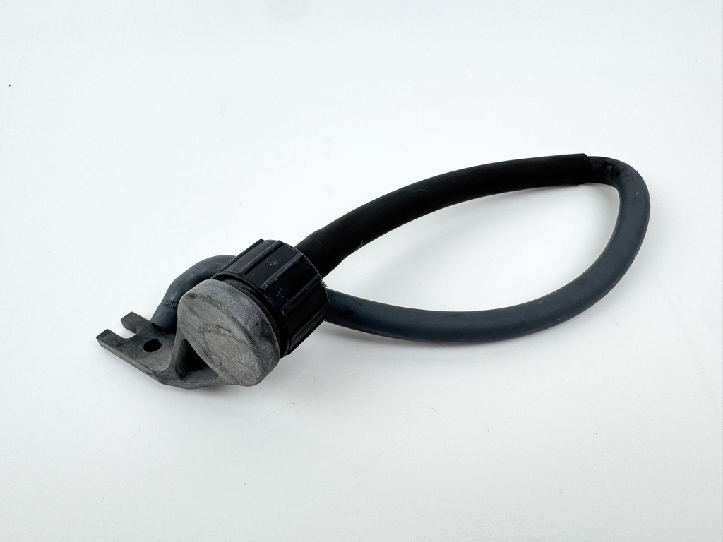 2002 Yamaha 50 HP 4 Stroke Outboard Fresh Water Flush Port 6R3-12580-00-00 OEM