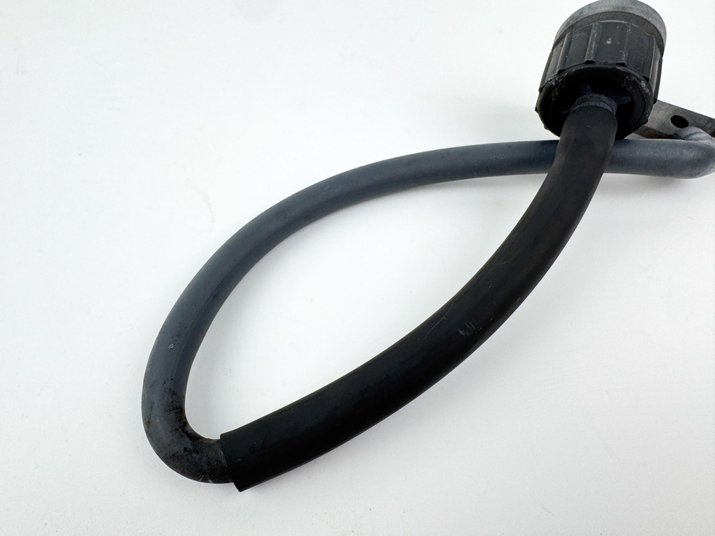 2002 Yamaha 50 HP 4 Stroke Outboard Fresh Water Flush Port 6R3-12580-00-00 OEM