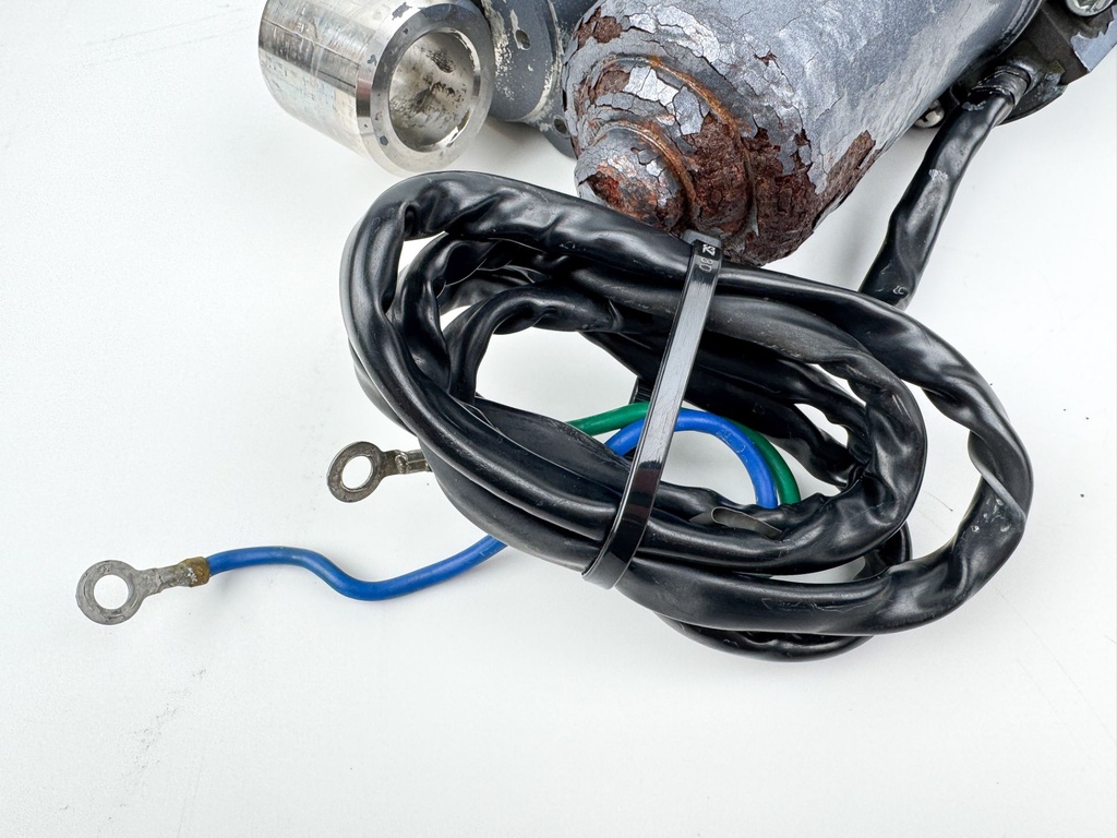 2002 Yamaha 50 HP 4 Stroke Outboard Power Trim Tilt Unit 62Y-43800-00-4D OEM