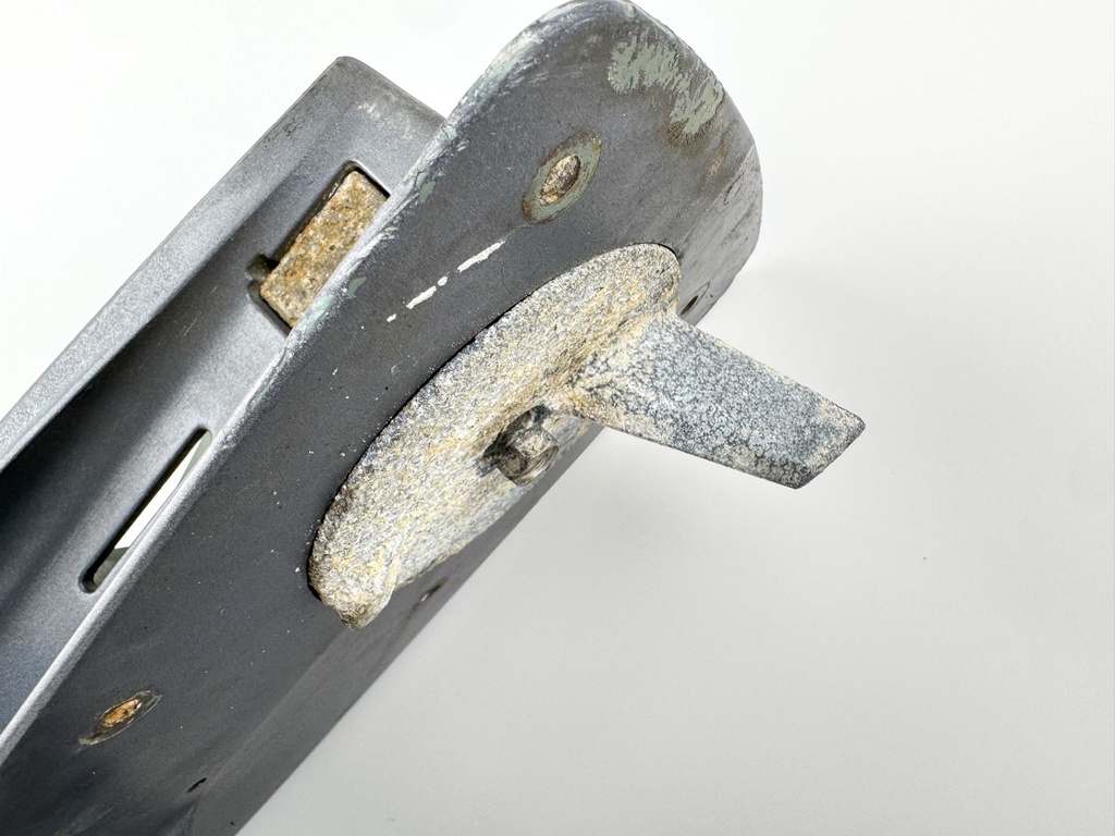 62Y-45300-53-8D Yamaha 1995-2000 4 Stroke Outboard 20" Lower Unit Gear Case 50HP