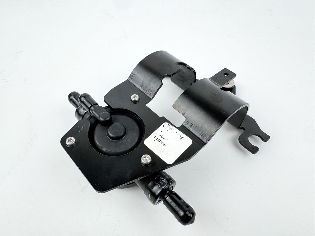 2012 Evinrude 250 HP 2 Stroke Etec Outboard Fuel Lift Pump 5007312 OEM