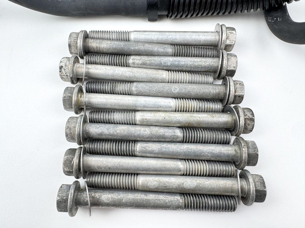 2012 Evinrude 250 HP 2 Stroke Etec Outboard Fuel Injector Set W/ Rail 5007765 OEM