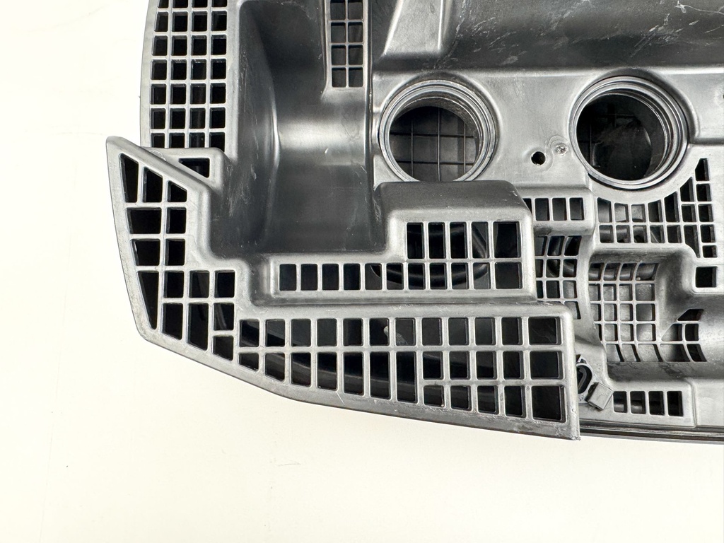 2012 Evinrude 250 HP 2 Stroke Outboard Intake Air Silencer Assembly 5007452 OEM