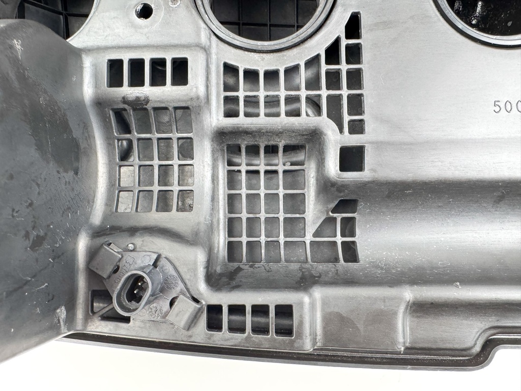 2012 Evinrude 250 HP 2 Stroke Outboard Intake Air Silencer Assembly 5007452 OEM