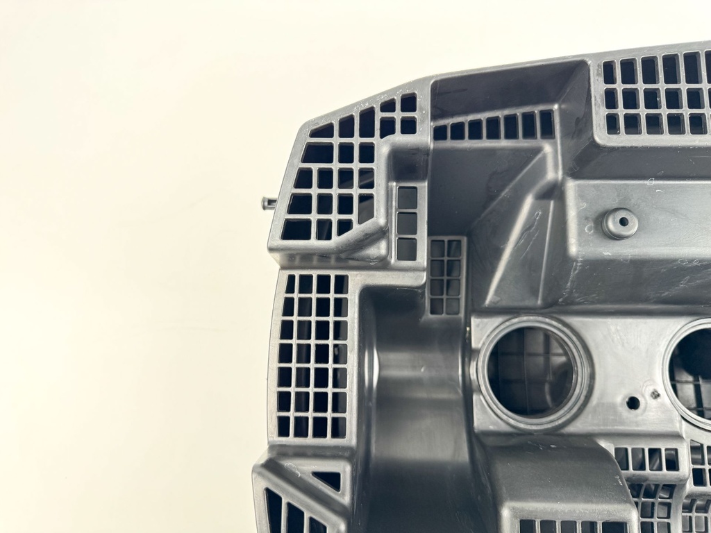 2012 Evinrude 250 HP 2 Stroke Outboard Intake Air Silencer Assembly 5007452 OEM