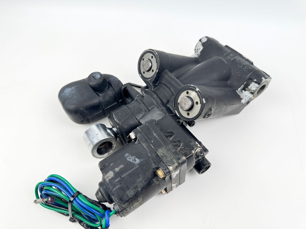 5005115 5007473 5007662 Evinrude Johnson BRP Power Trim & Tilt Unit Assembly