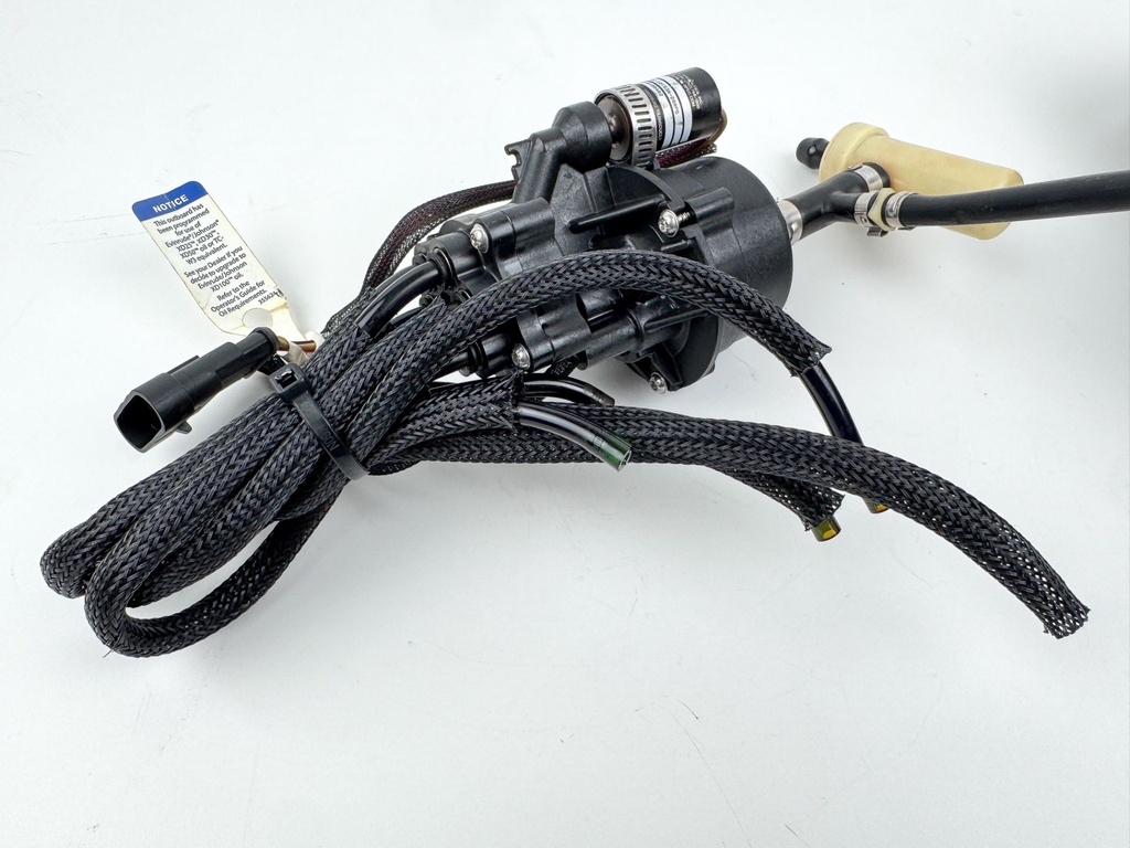 2012 Evinrude 250 HP 2 Etec Stroke Outboard Oil Pump 5007849 OEM