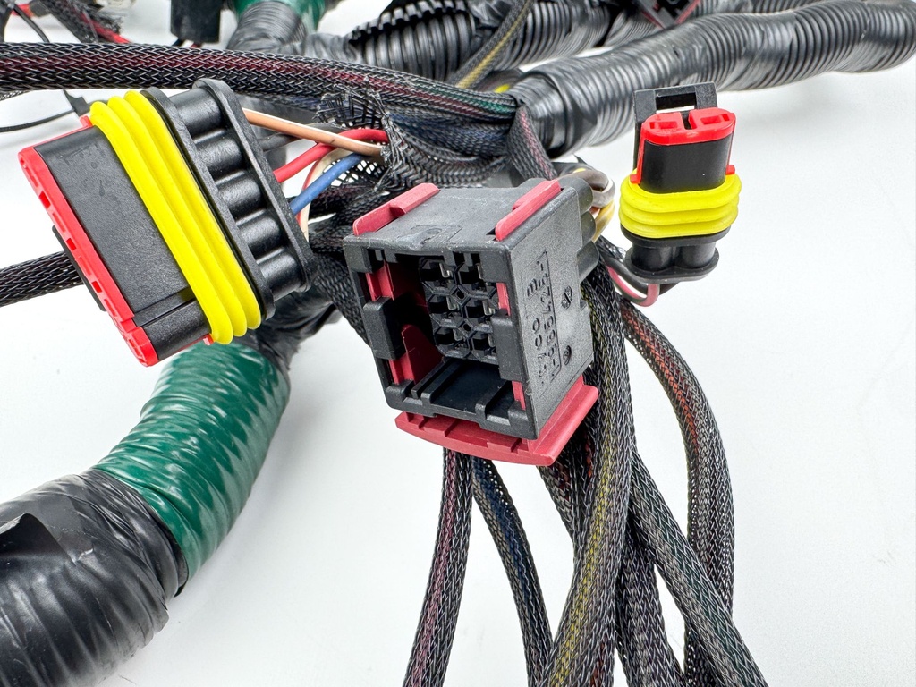 2012 Evinrude 250 HP 2 Stroke Etec Outboard Engine Wire Harness 0587041 OEM