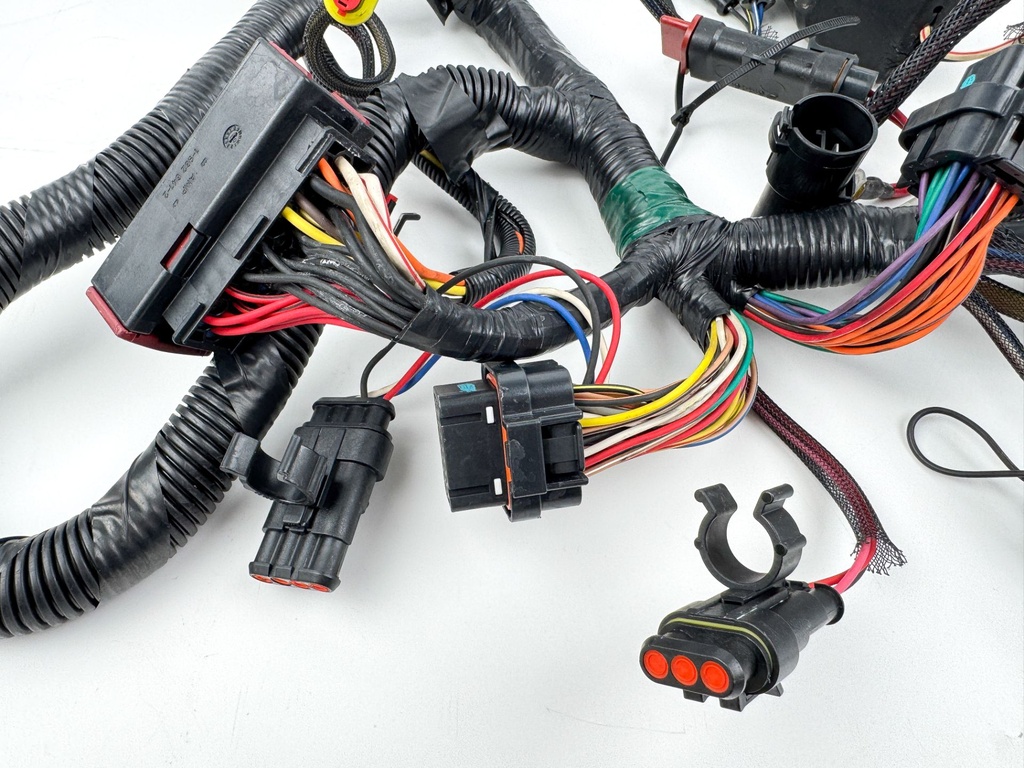 2012 Evinrude 250 HP 2 Stroke Etec Outboard Engine Wire Harness 0587041 OEM