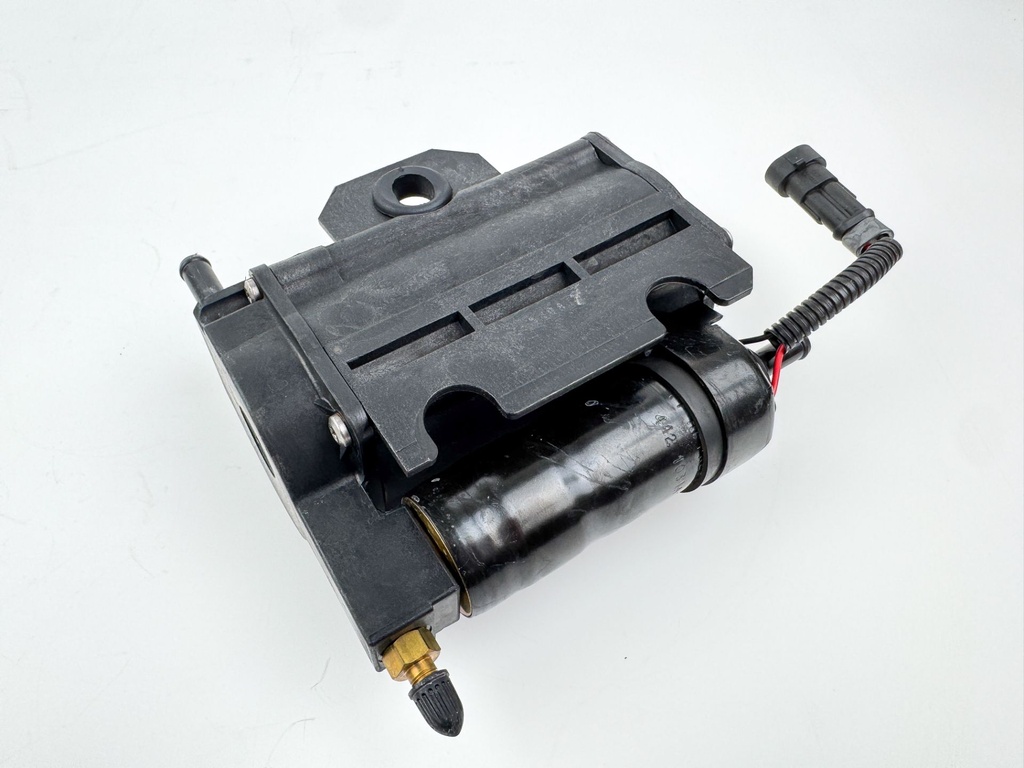 2012 Evinrude 250 HP 2 Stroke Etec Outboard Vapor Separator Tank VST 5006063 OEM