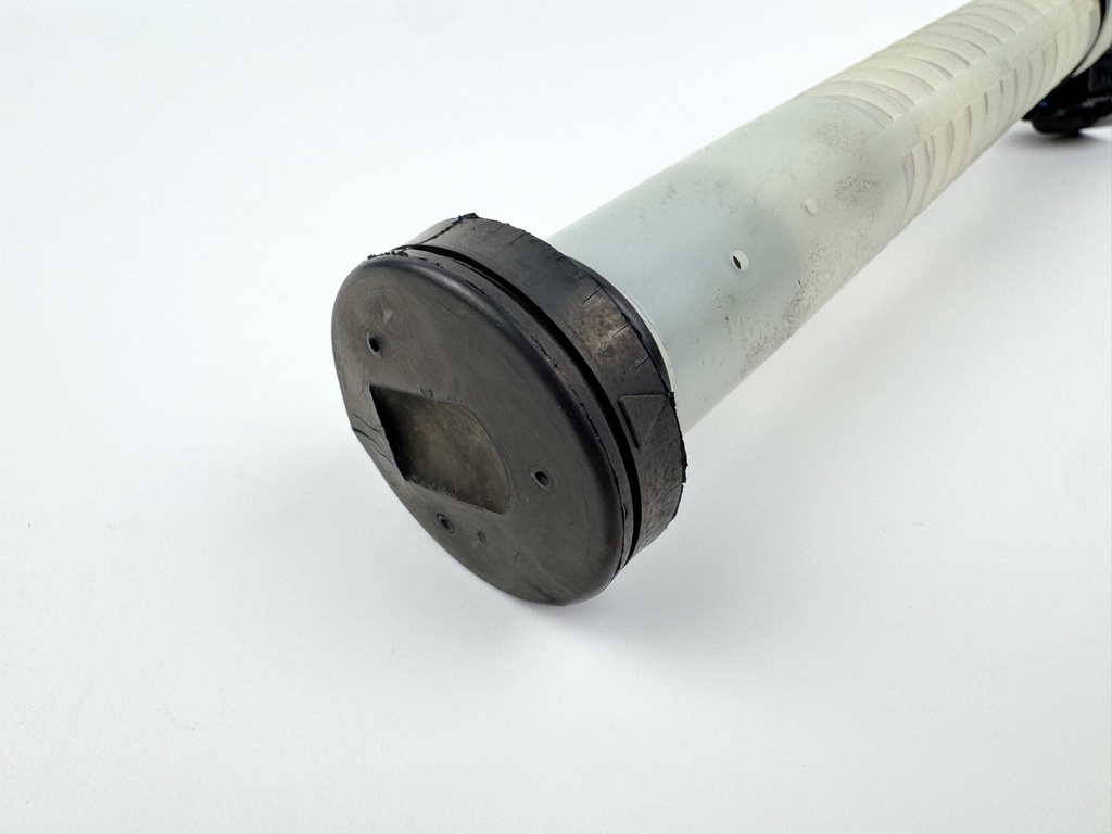 2005 Yamaha 300 HP HPDI 2 Stroke Outboard Oil Level Sensor 61A-85730-01-00 OEM