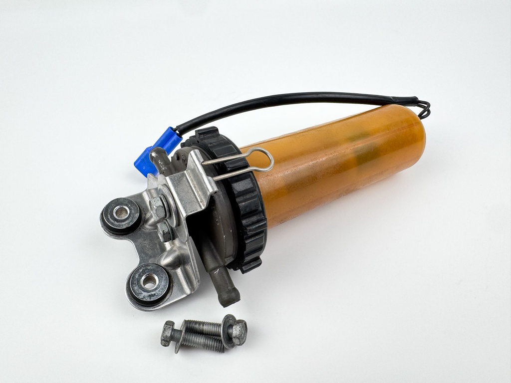 2005 Yamaha 300 HP HPDI 2 Stroke Outboard Fuel Filter Assembly 68F-24560-10-00 OEM