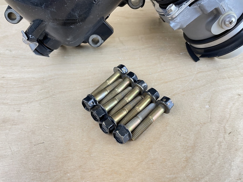 2005 Mercury 75HP Optimax 2 Stroke Outboard Throttle Body Assembly 893370T01