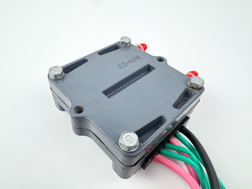 2005 Yamaha 300 HP HPDI 2 Stroke Outboard Rectifier & Regulator 60V-81960-01-00 OEM