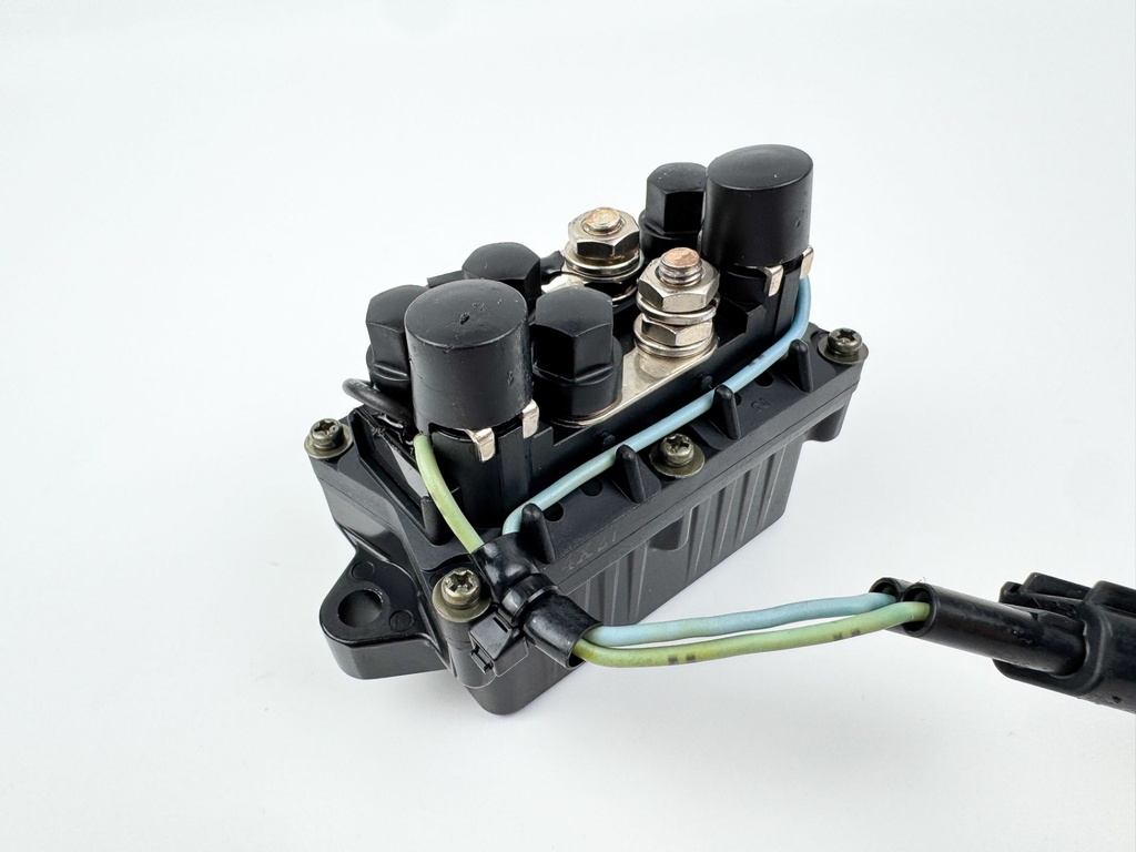 2005 Yamaha 300 HP HPDI 2 Stroke Outboard Trim Tilt Relay 60V-81950-00-00 OEM