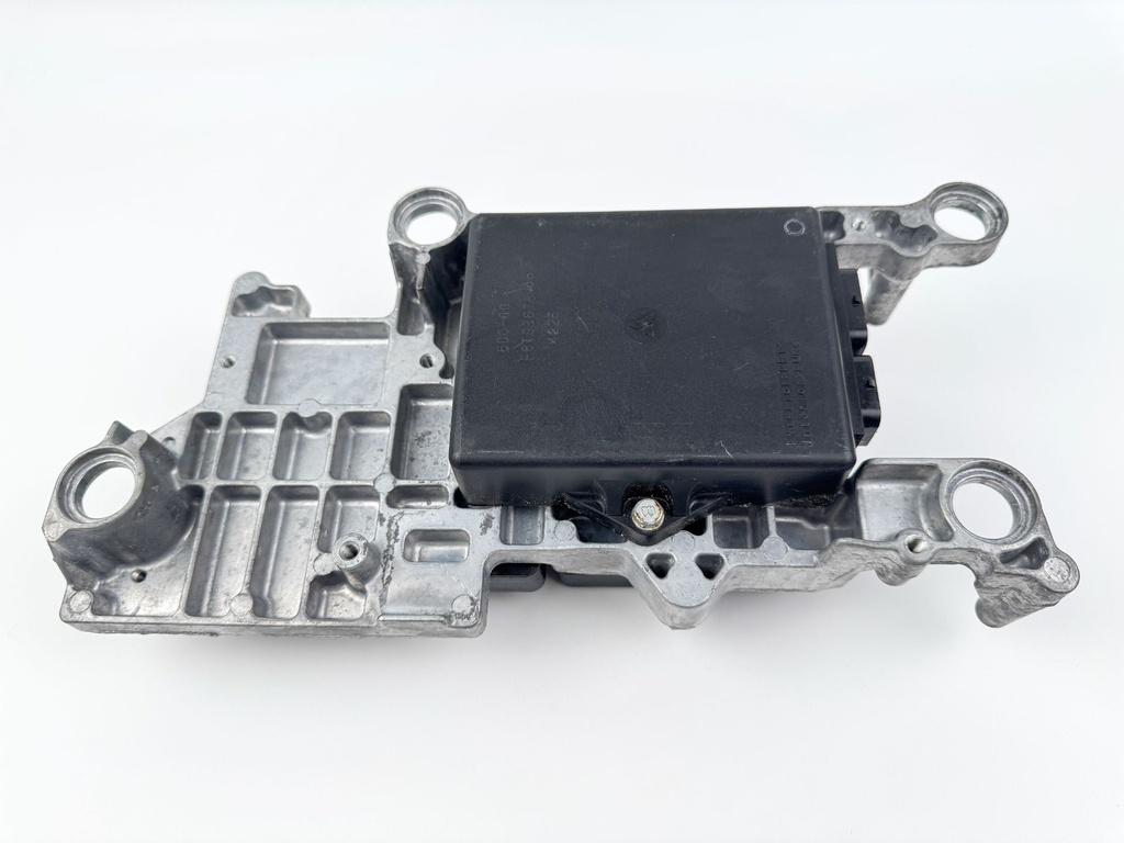 2005 Yamaha 300 HP 2 HPDI Stroke Outboard Engine Control Unit ECU 6D0-8591A-11-00 OEM