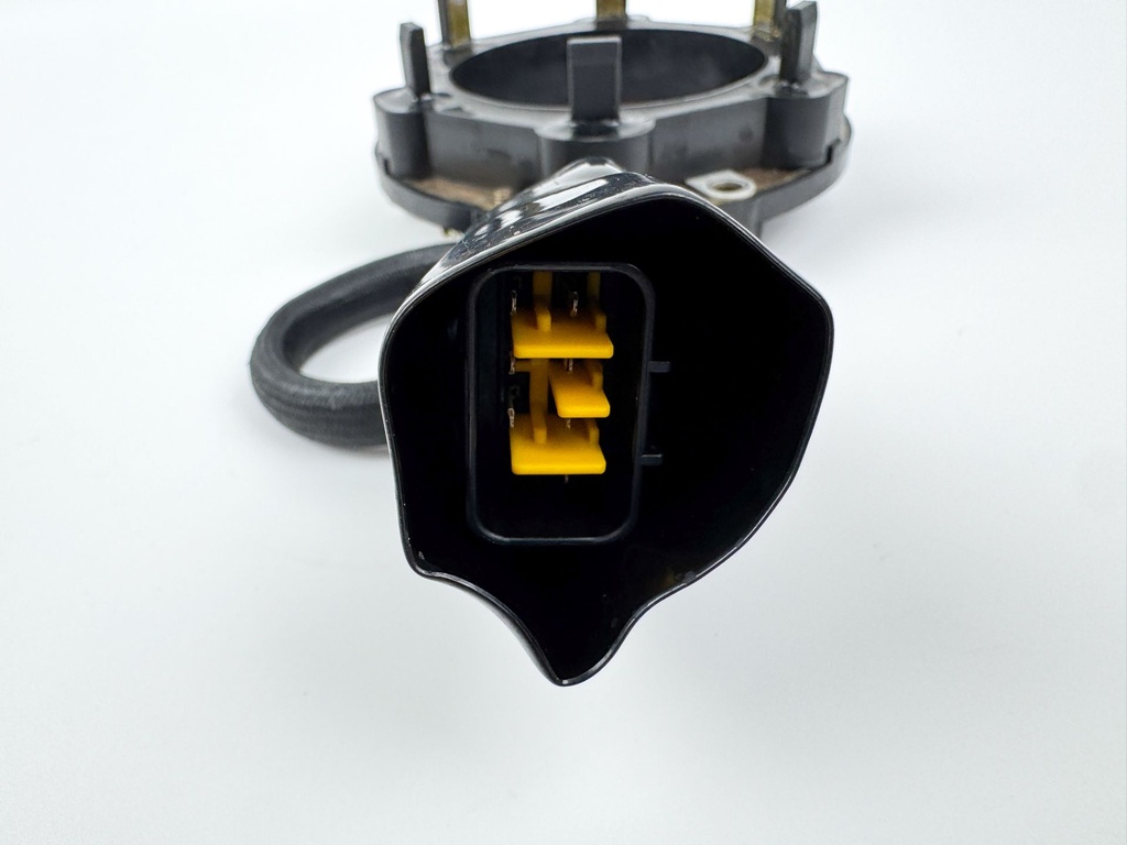 2005 Yamaha 300 HP 2 Stroke Outboard Coil Pulser Base Stator Assembly 60V-85580-00-00 OEM