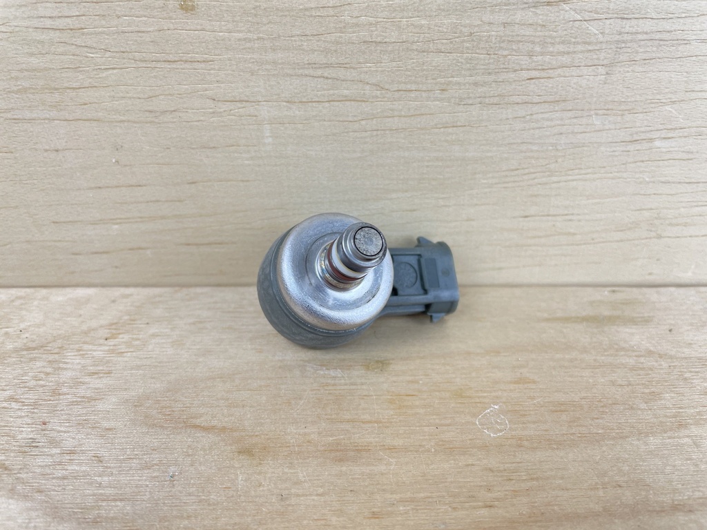 2005 Mercury 75HP Optimax 2 Stroke Outboard Air Injector 8M6001744