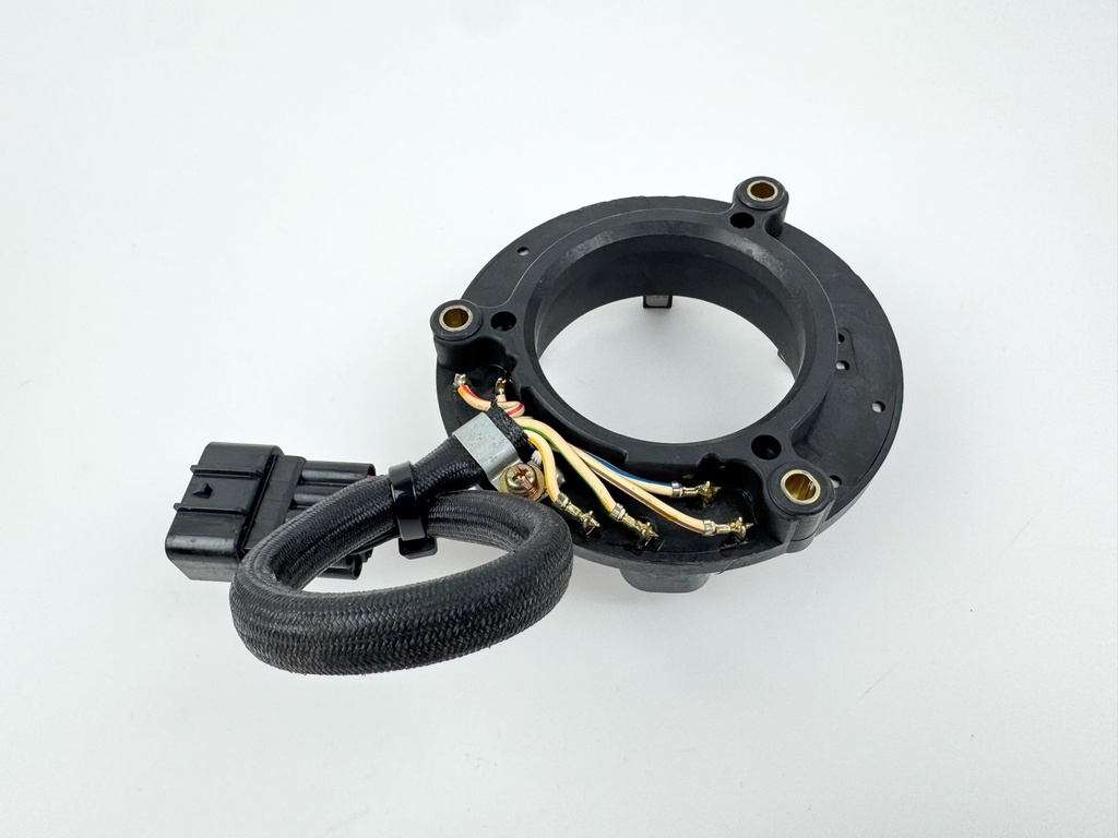 2005 Yamaha 300 HP HPDI 2 Stroke Outboard Coil Pulser Base Stator Assembly 60V-85580-00-00 OEM