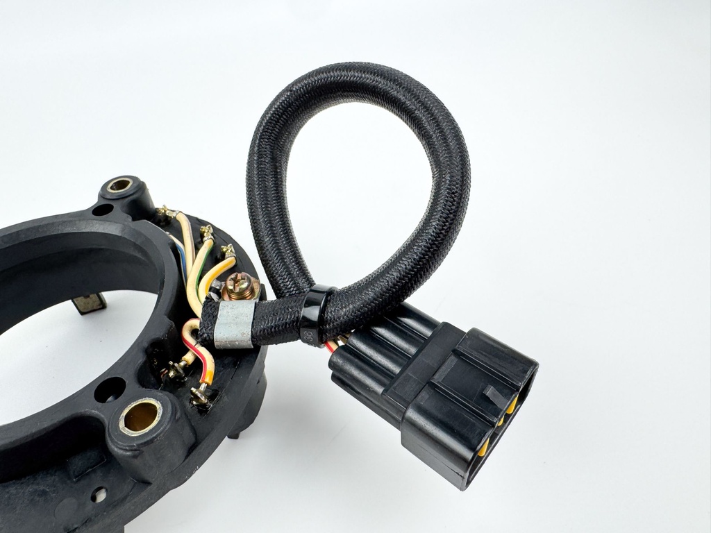 2005 Yamaha 300 HP HPDI 2 Stroke Outboard Coil Pulser Base Stator Assembly 60V-85580-00-00 OEM