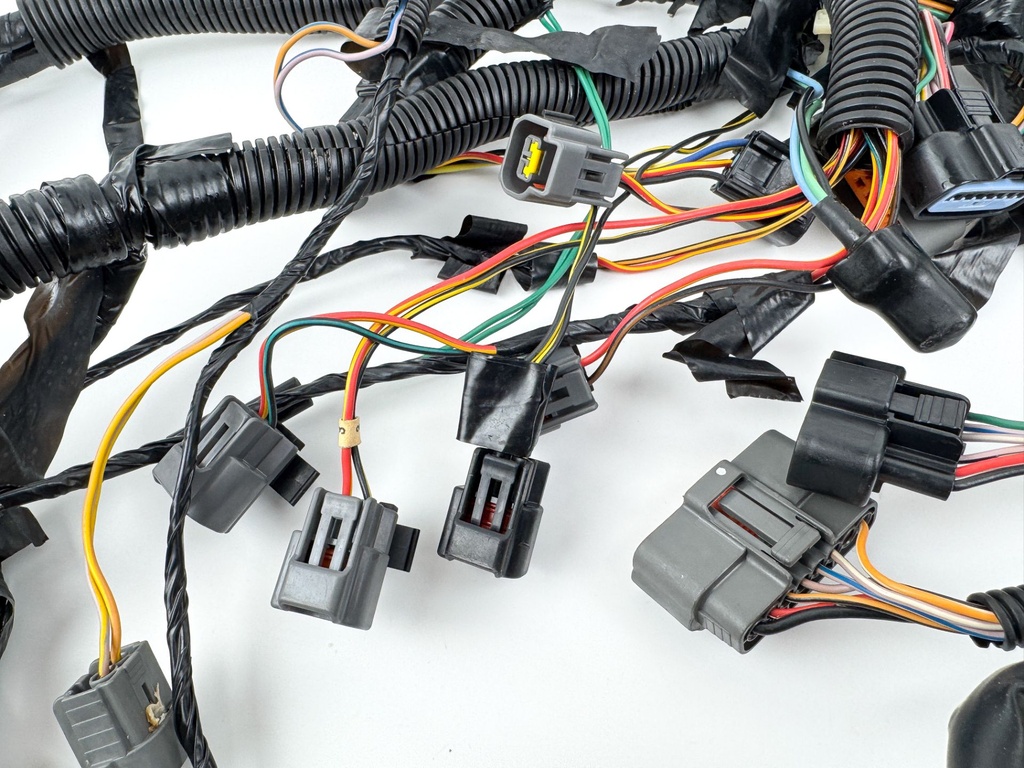 2005 Yamaha 300 HP HPDI 2 Stroke Outboard Engine Wire Harness 60V-82590-51-00 OEM