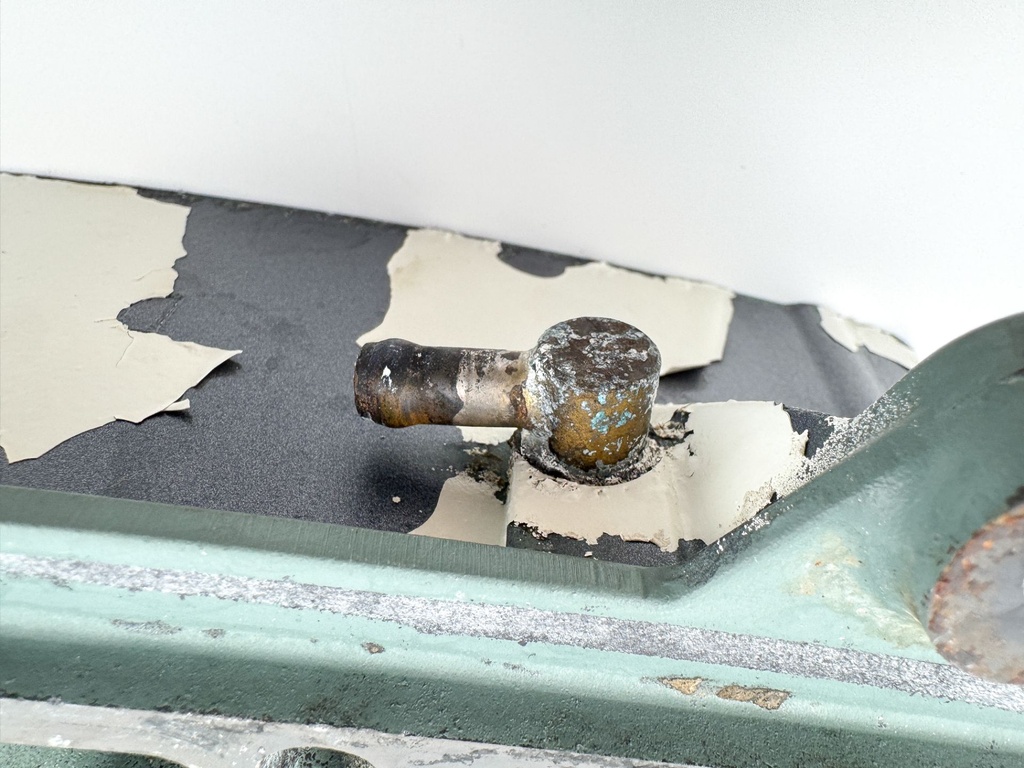 2005 Yamaha 300 HP HPDI 2 Stroke Outboard Exhaust Guide 6D0-41137-01-94 OEM