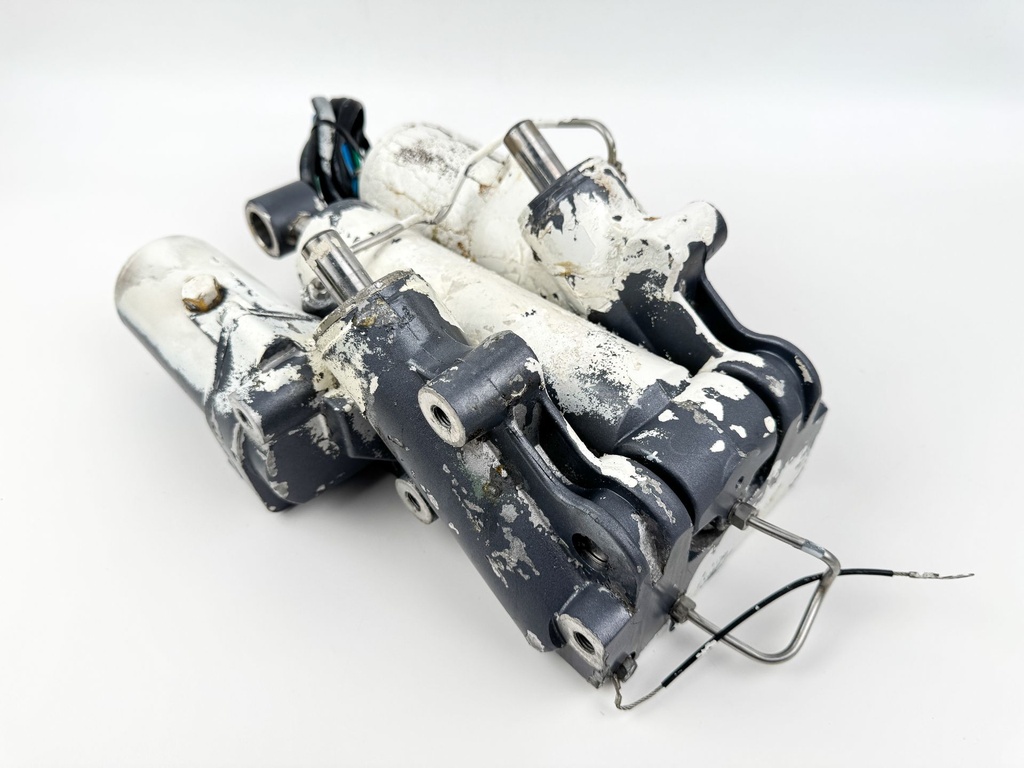 2005 Yamaha 300 HP HPDI 2 Stroke Outboard Power Trim Tilt Unit 60V-43800-00-4D OEM