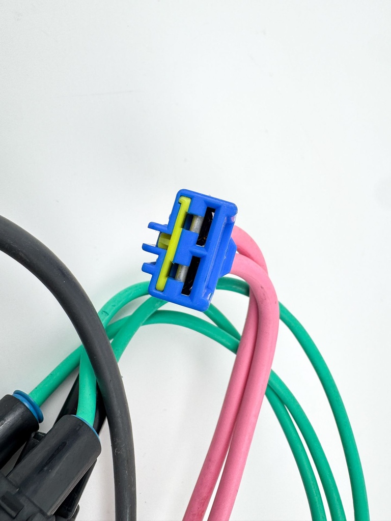 2005 Yamaha 300 HP HPDI 2 Stroke Outboard Rectifier & Regulator 60V-81960-01-00 OEM