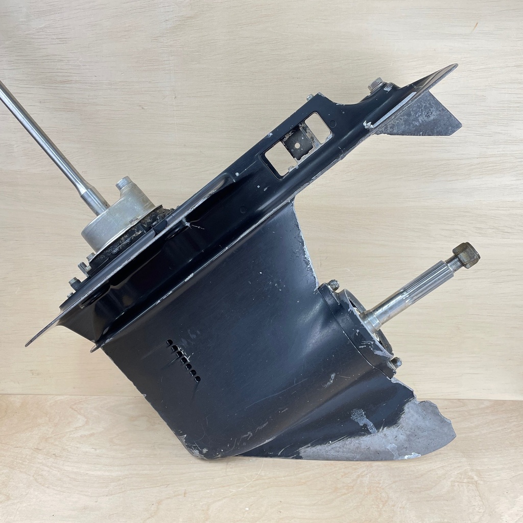 2004 Mercury 60HP 4 Stroke Outboard 20" Shaft Lower Unit Gear Case 2.33:1 9011G90