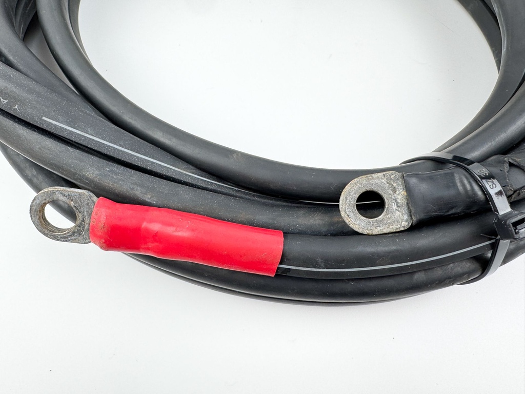 2005 Yamaha 300 HP HPDI 2 Stroke Outboard Battery Cables 60V-82105-00-00 OEM