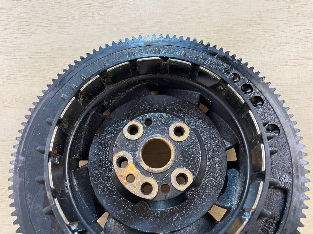 2008 Evinrude Etec 115HP Outboard Engine Flywheel Assembly 5007033