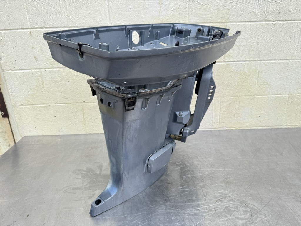 2006 Yamaha 90 HP 2 Stroke Outboard Complete Midsection & Swivel Bracket 20"