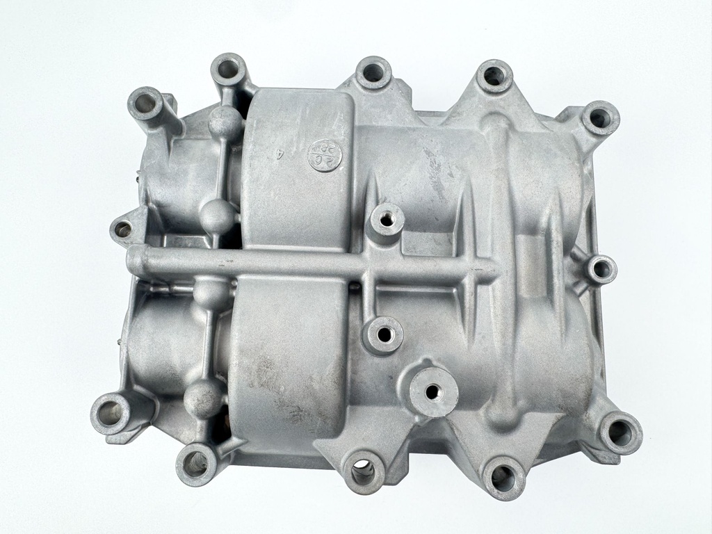 2004 Yamaha 150 HP 4 Stroke Outboard Balancer Assembly 63P-11500-04-00 OEM