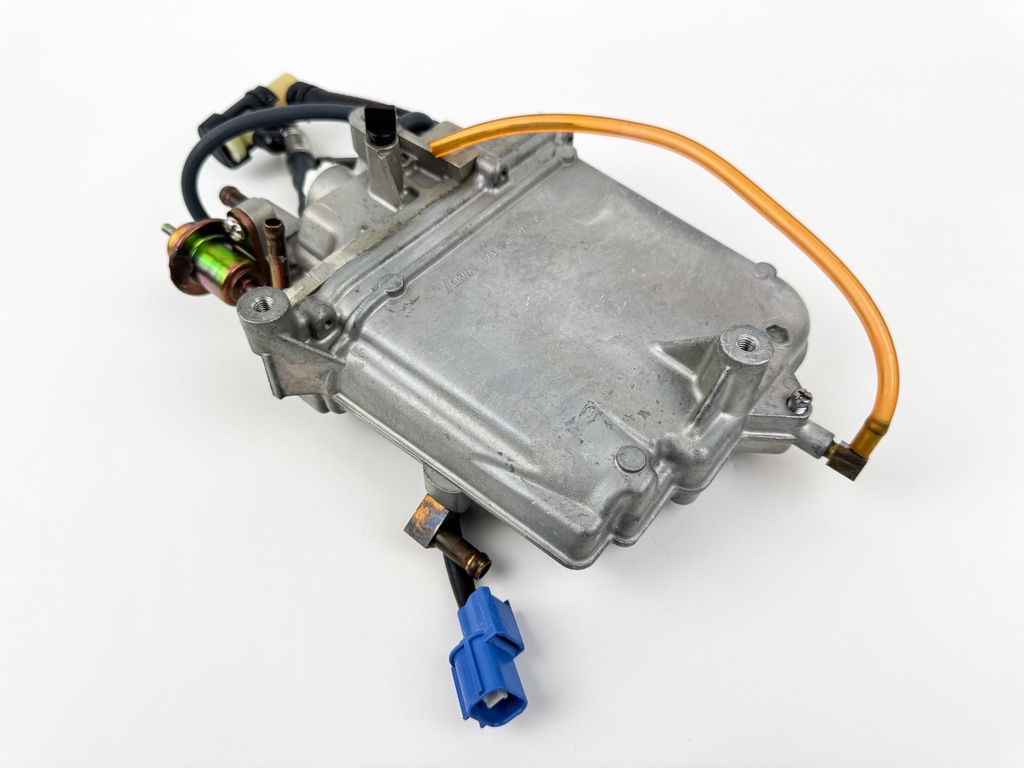 2004 Yamaha 150 HP 4 Stroke Outboard VST Float Chamber Assembly 63P-14180-01-00 OEM