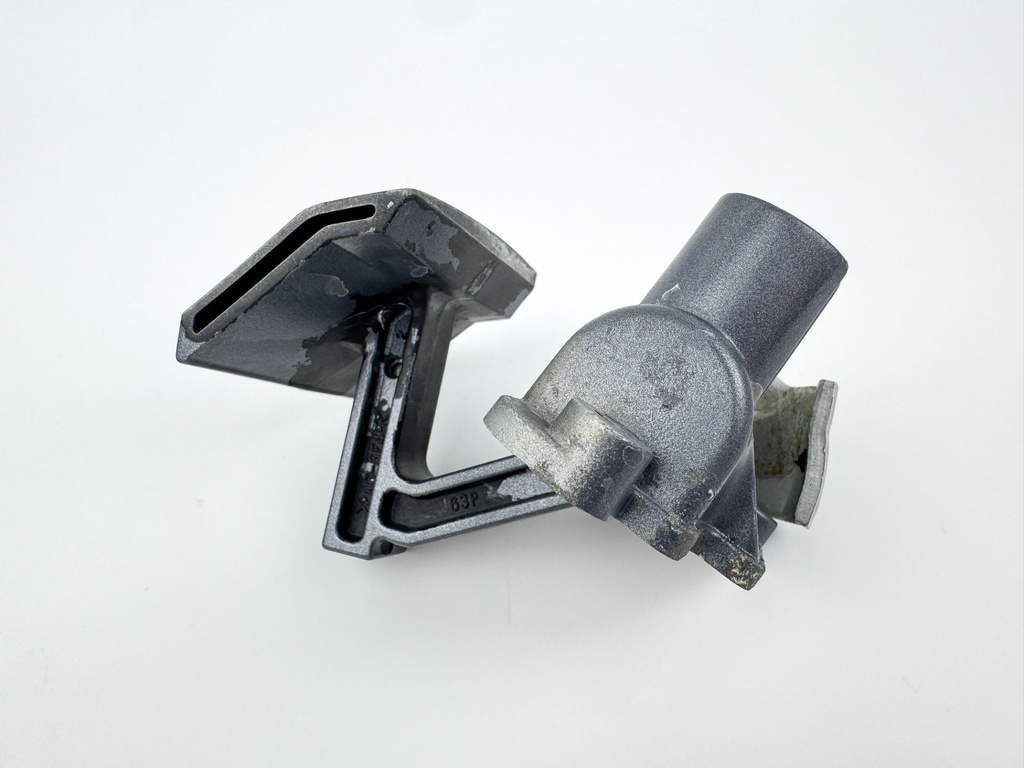 2004 Yamaha 150 HP 4 Stroke Outboard Latch Handle Set 63P-42815-00-8D OEM