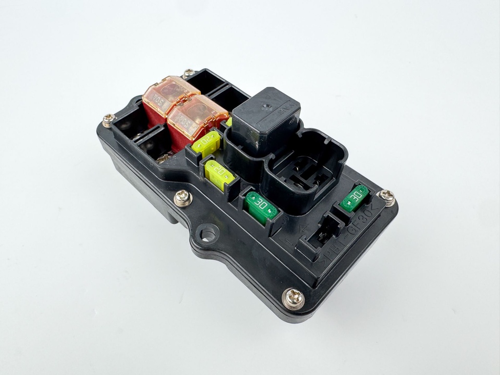 2004 Yamaha 150 HP 4 Stroke Outboard Fuse Box 63P-82170-00-00 OEM