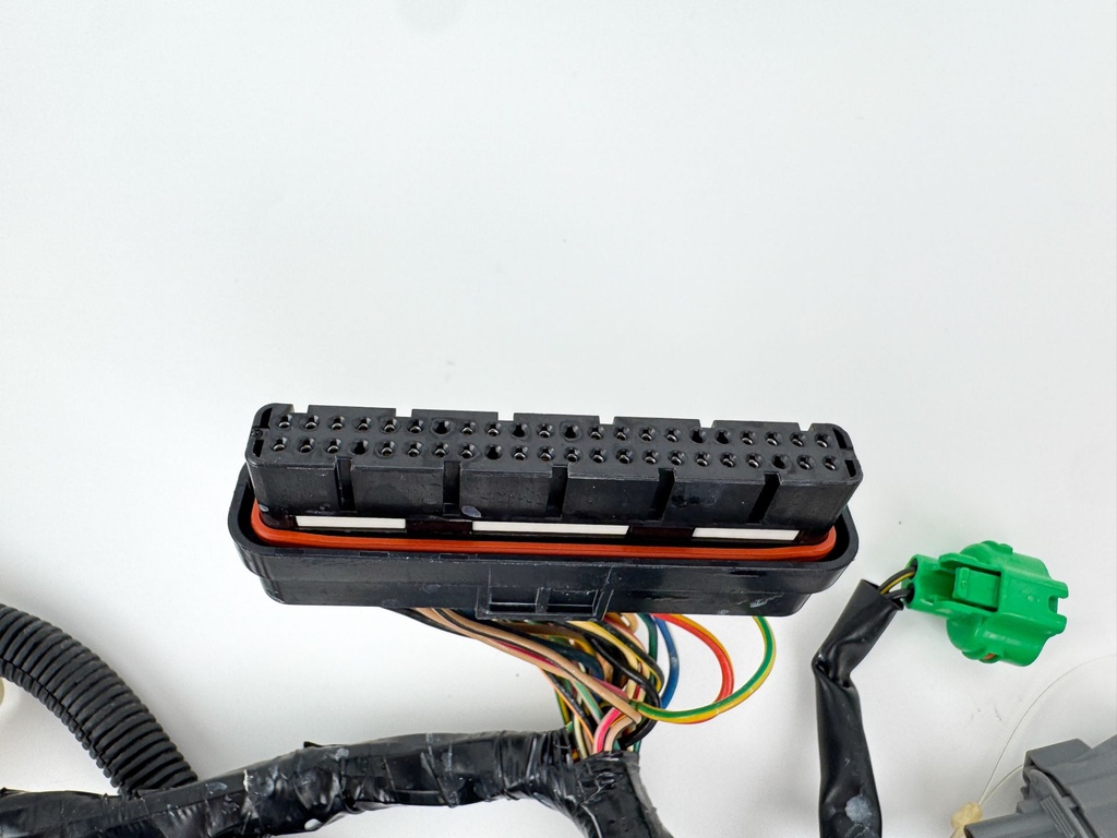 2004 Yamaha 150 HP 4 Stroke Outboard Engine Wire Harness 63P-82590-10-00 OEM