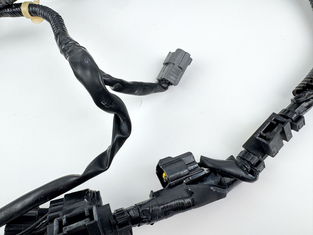 2004 Yamaha 150 HP 4 Stroke Outboard Engine Wire Harness 63P-82590-10-00 OEM