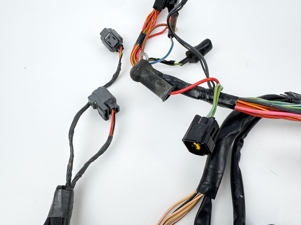 2004 Yamaha 150 HP 4 Stroke Outboard Engine Wire Harness 63P-82590-10-00 OEM