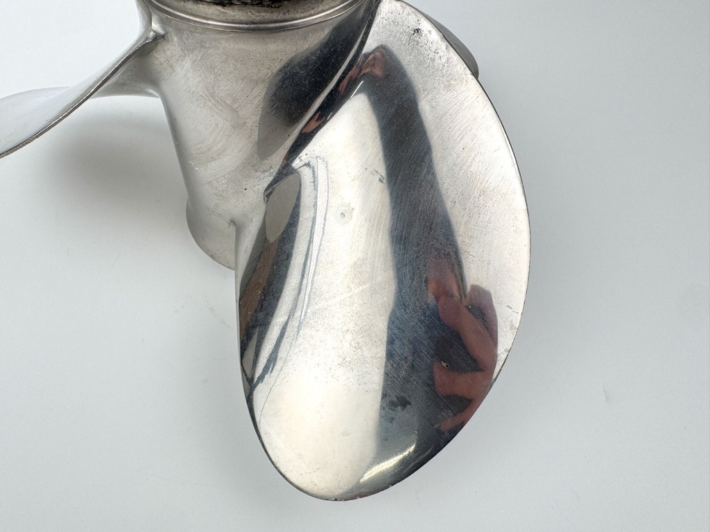 Solas Saturn 12 1/2" x 13P RH 2331-125-13 Stainless Steel Propeller