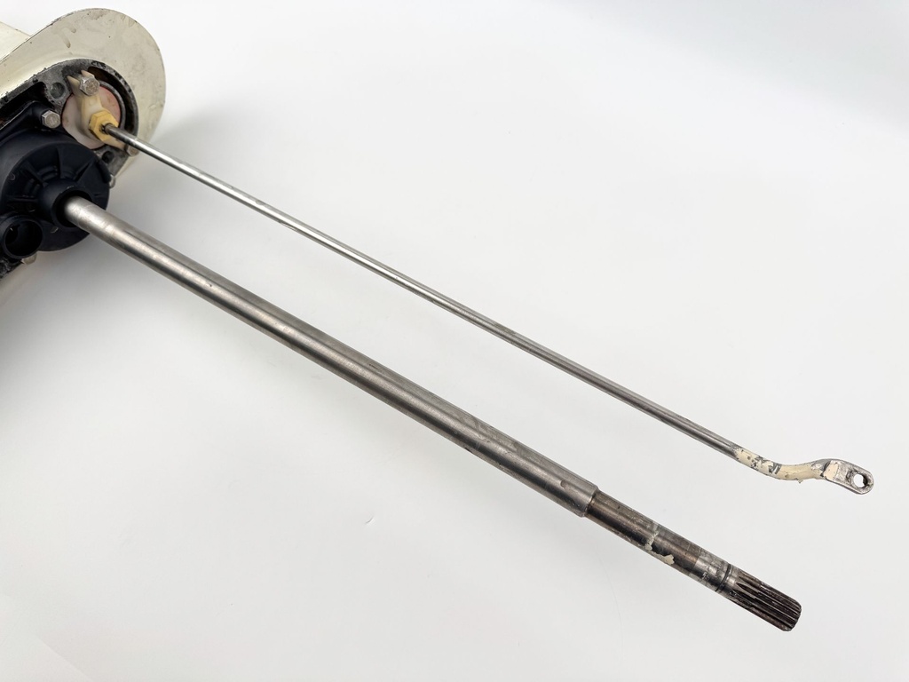 1989-92 Johnson 40 HP 2 Stroke Outboard 20" Lower Unit Gear Case 0433341