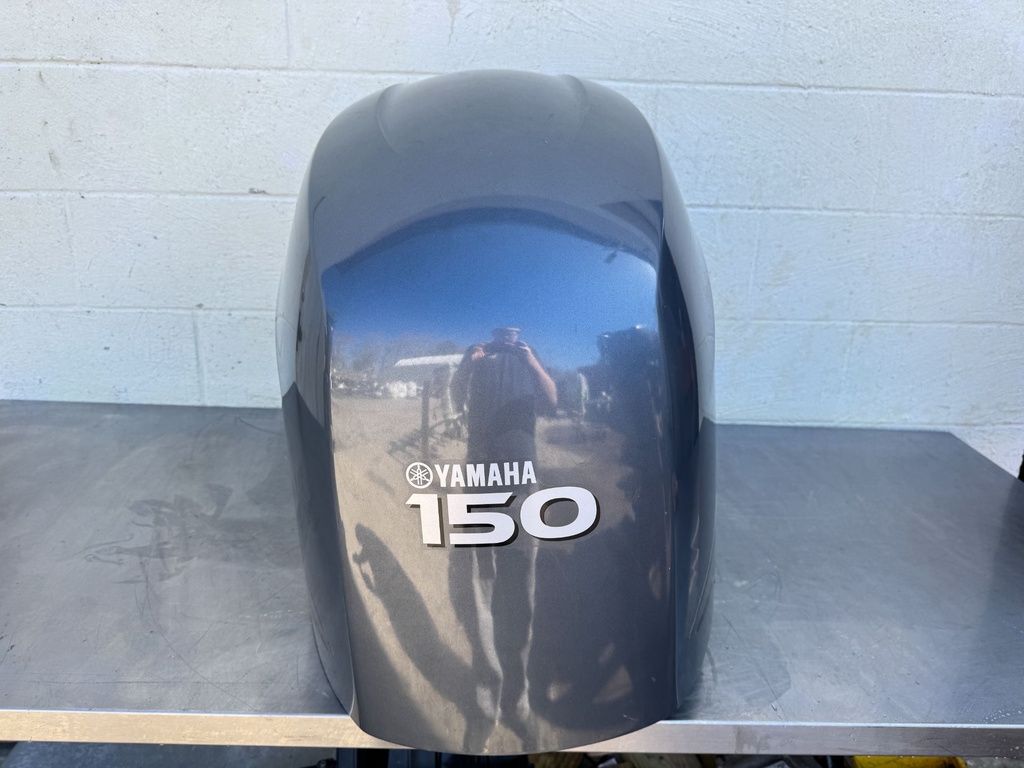Yamaha F150 150HP 4 Stroke Outboard Top Cover Cowling Hood 2004-2011