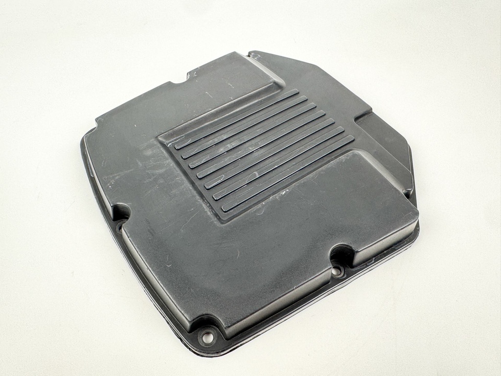 1989 Johnson 40 HP 2 Stroke Outboard Intake Air Silencer Assembly 0329396 OEM