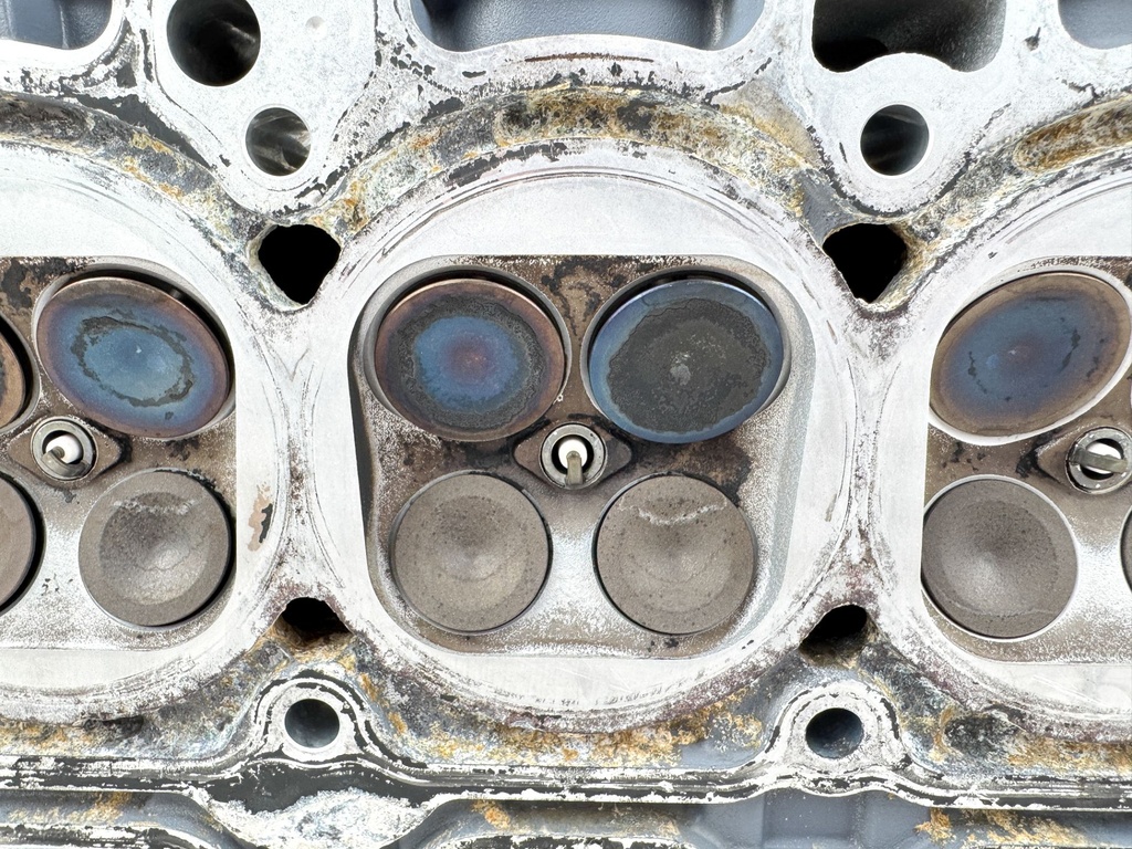 04-07 Yamaha 150HP 4 Stroke Outboard Cylinder Head Complete 63P-W009A-02-9S