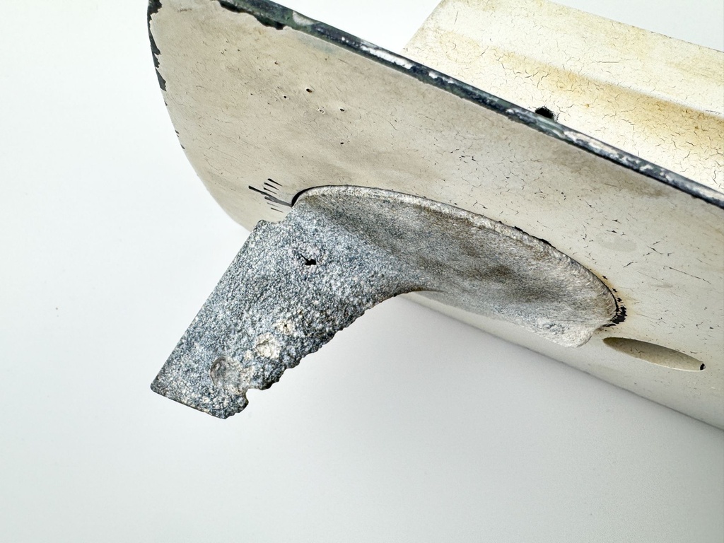 04-06 Yamaha 300HP 2 Stroke Outboard 25" Lower Unit Gear Case Counter