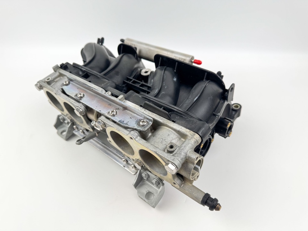 2004 Yamaha 150 HP 4 Stroke Outboard Intake Manifold & Throttle Body 63P-14440-00-00 OEM