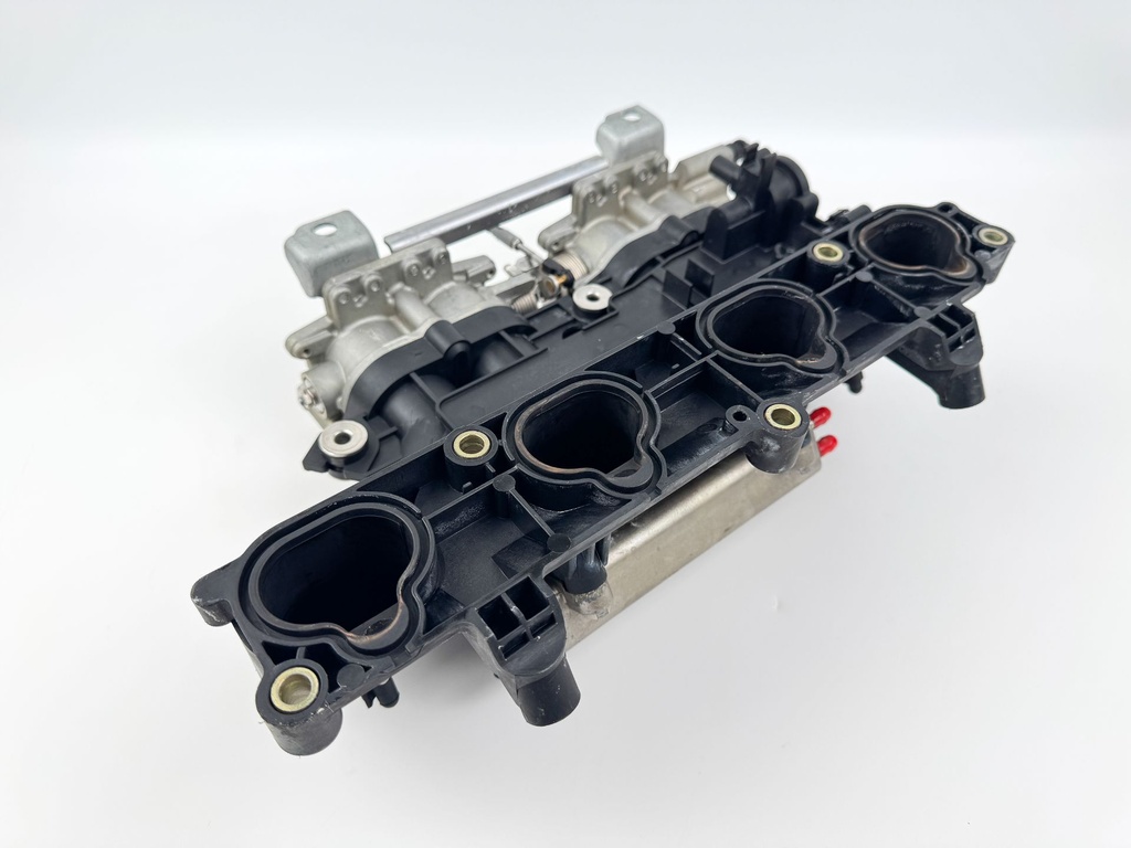 2004 Yamaha 150 HP 4 Stroke Outboard Intake Manifold & Throttle Body 63P-14440-00-00 OEM