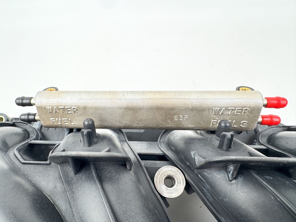 2004 Yamaha 150 HP 4 Stroke Outboard Intake Manifold & Throttle Body 63P-14440-00-00 OEM