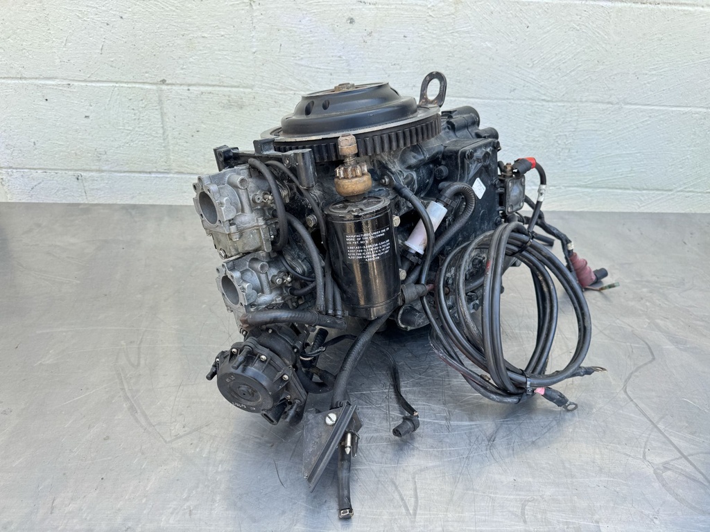 1989 Johnson 40 HP 2 Stroke Outboard Powerhead 0398872 OEM